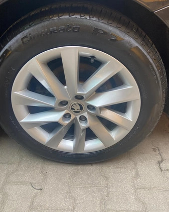 Skoda Superb cena 145000 przebieg: 28715, rok produkcji 2020 z Torzym małe 277